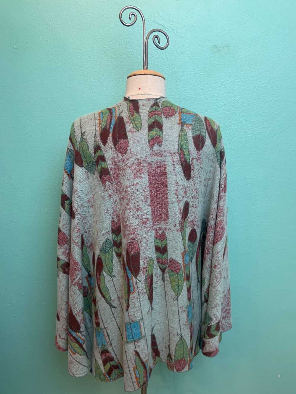 REVERSIBLE CASHMERE SHAWL W/LOOP-RAPTI FASHIONS