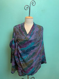 REVERSIBLE CASHMERE SHAWL W/LOOP-RAPTI FASHIONS