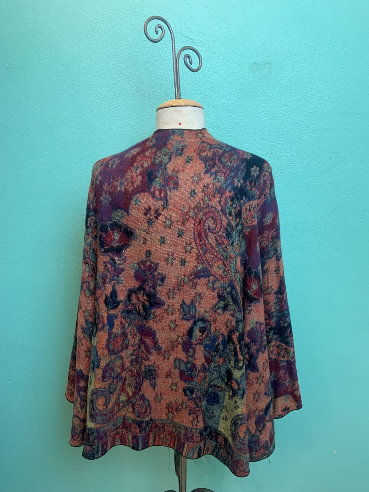 REVERSIBLE CASHMERE SHAWL W/LOOP-RAPTI FASHIONS