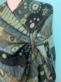 REVERSIBLE CASHMERE SHAWL W/LOOP-RAPTI FASHIONS