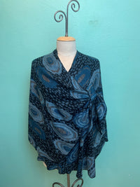 REVERSIBLE CASHMERE SHAWL W/LOOP-RAPTI FASHIONS