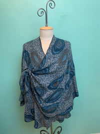REVERSIBLE CASHMERE SHAWL W/LOOP-RAPTI FASHIONS