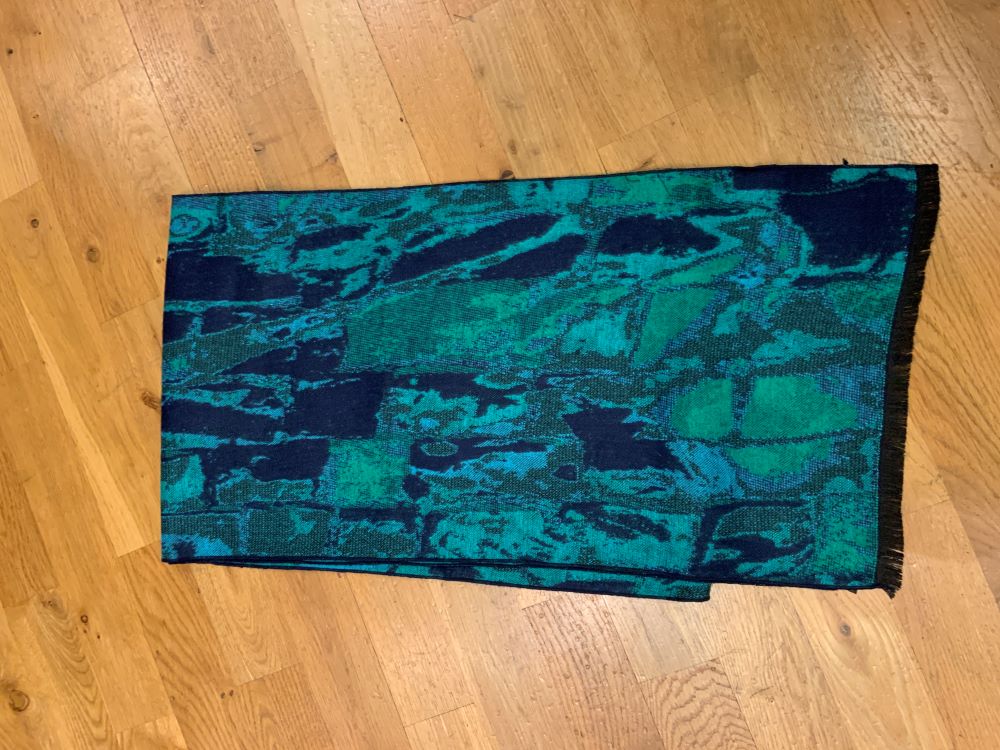 JACQUARD REVERSIBLE CASHMERE SCARF A-RAPTI FASHIONS